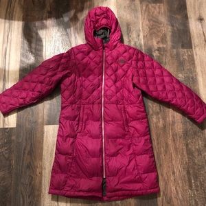 GIRLS’ METROPOLIS DOWN JACKET(TheNorthFace)